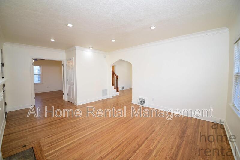 1740 South Yorktown Avenue – photo 4