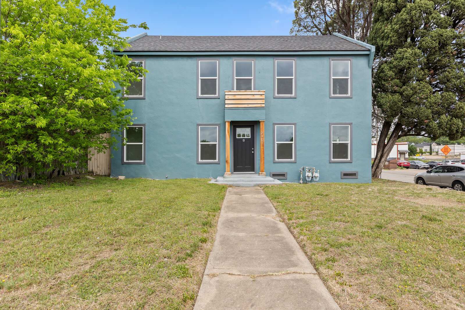 2401 Columbus Avenue – photo 1