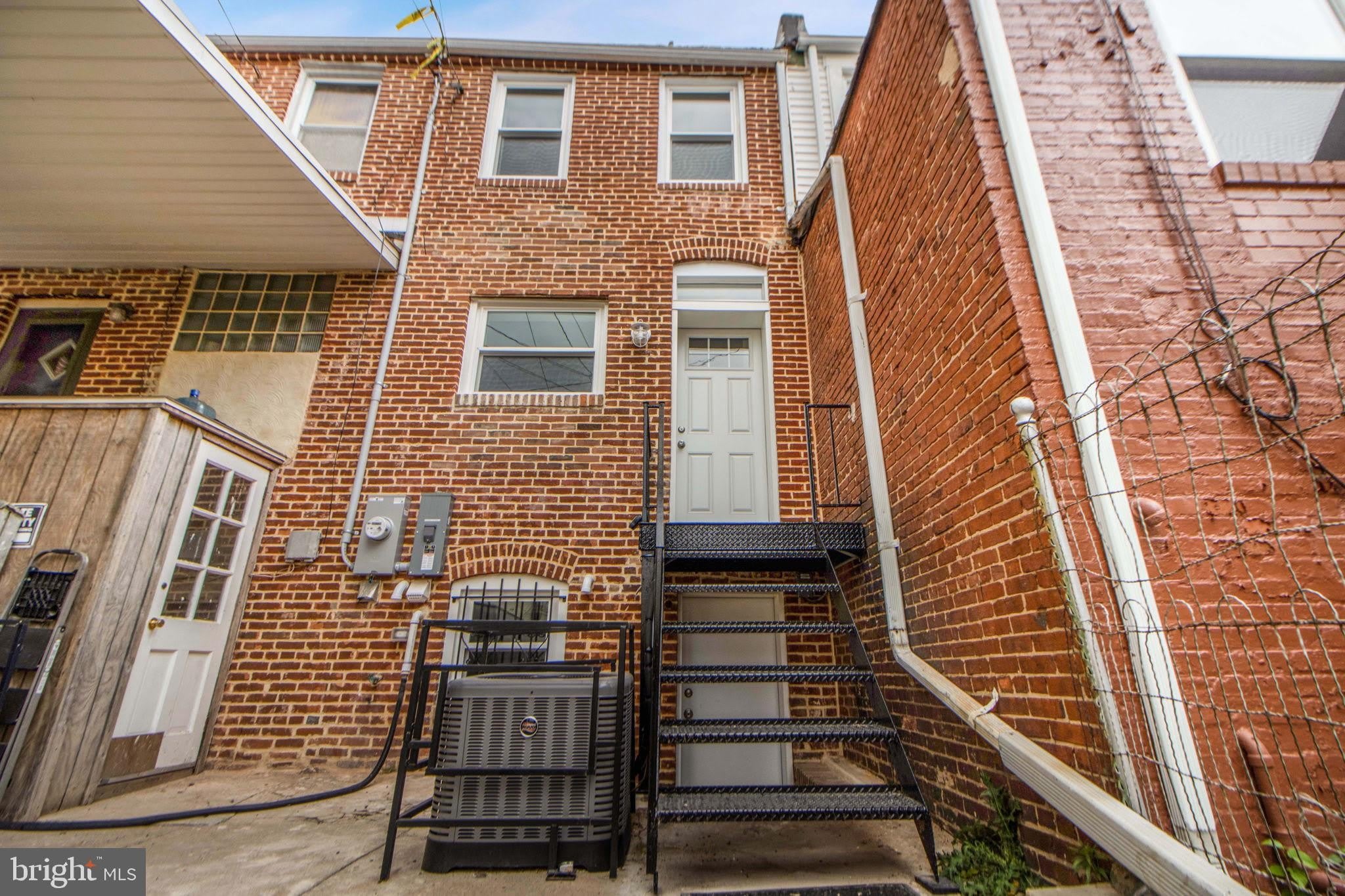 333 S CONKLING Street – photo 4
