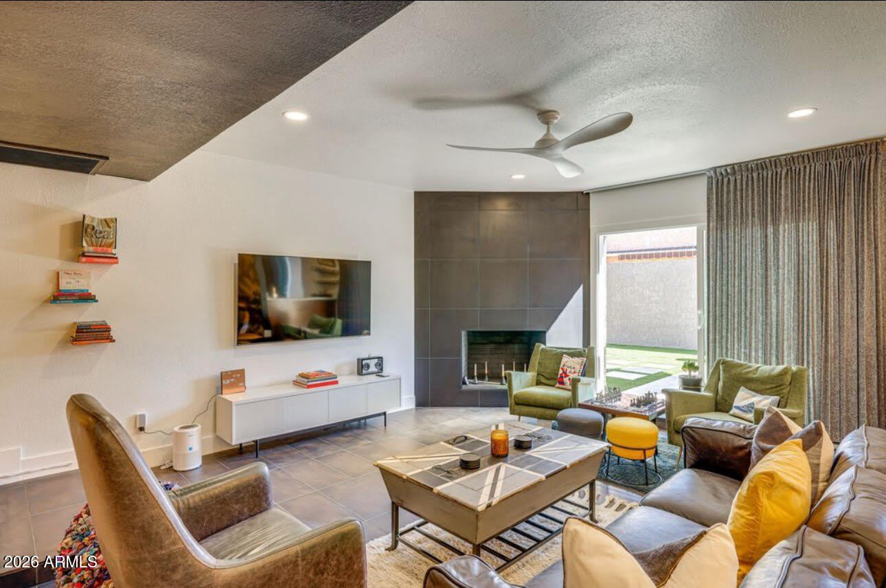 7741 N Via Camello Del Sur Street – photo 4