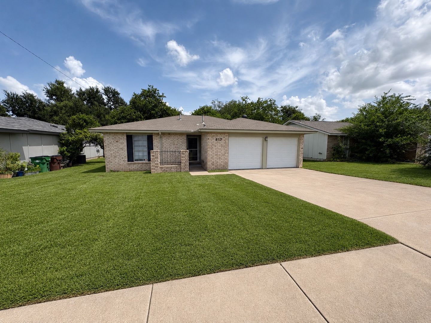 Great Round Rock with Great Floor Plan – photo 1