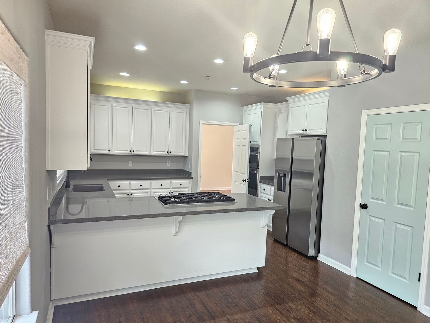 Beautiful Five Bedroom Four Bathroom Home – photo 2