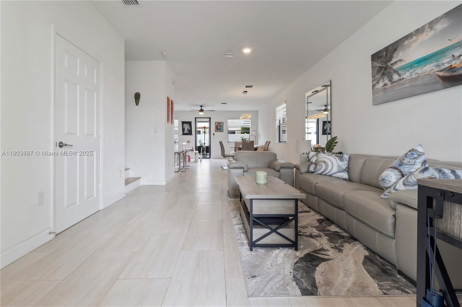 3431 West 109th Place – photo 3
