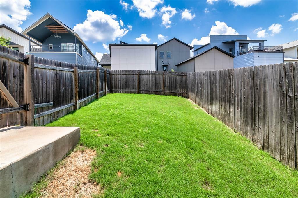 6025 Seville Drive – photo 4