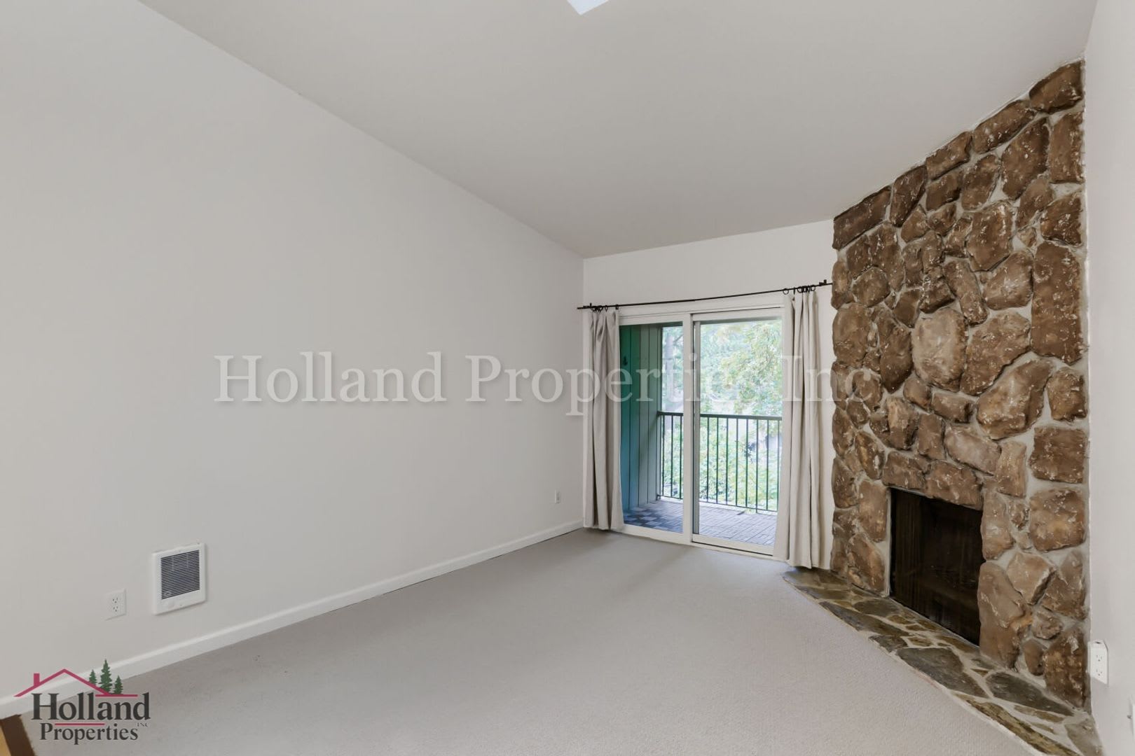 2BR Portland Home – photo 5