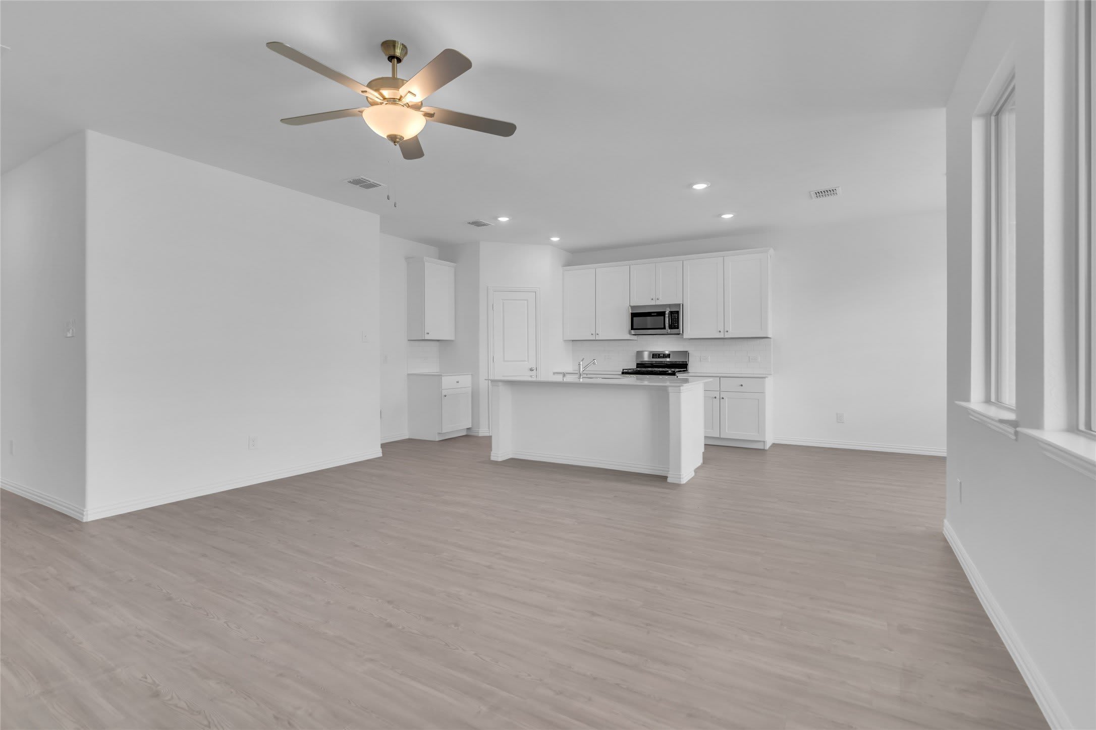 1309 LAZY GROVE Drive – photo 4