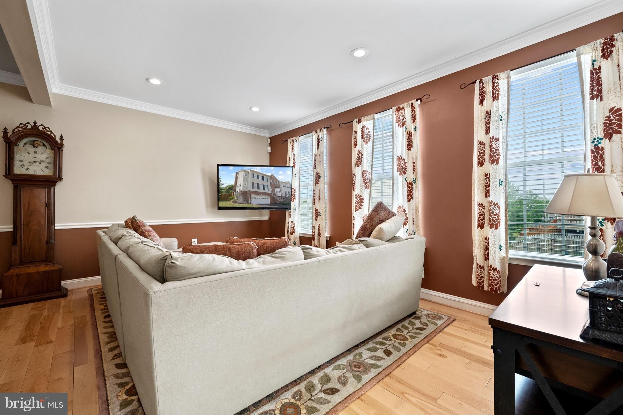670 MCLEARY Square SE – photo 5