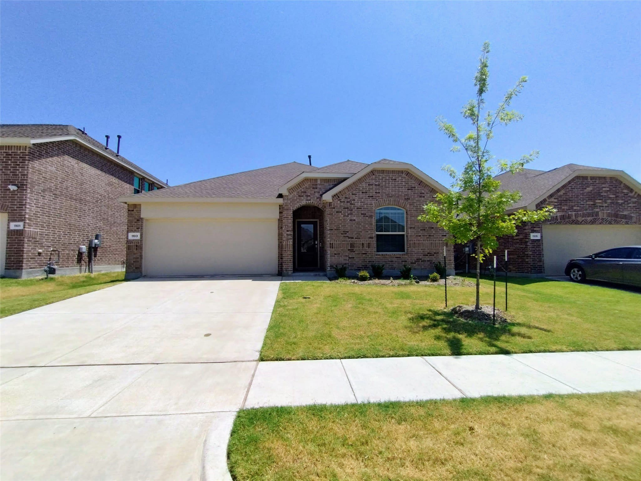 1103 Mahogany Lane – photo 2