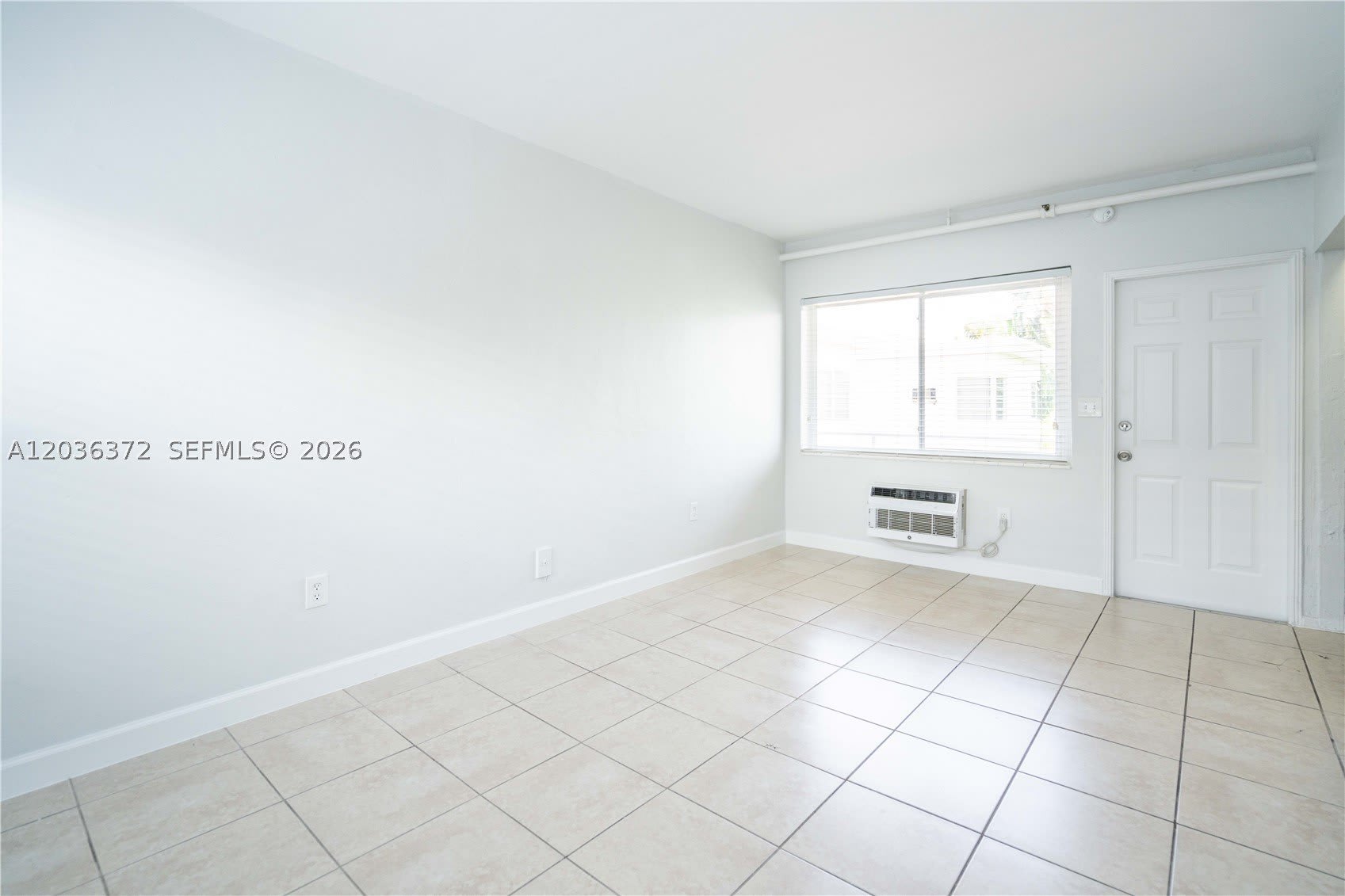 8315 Byron Ave – photo 5