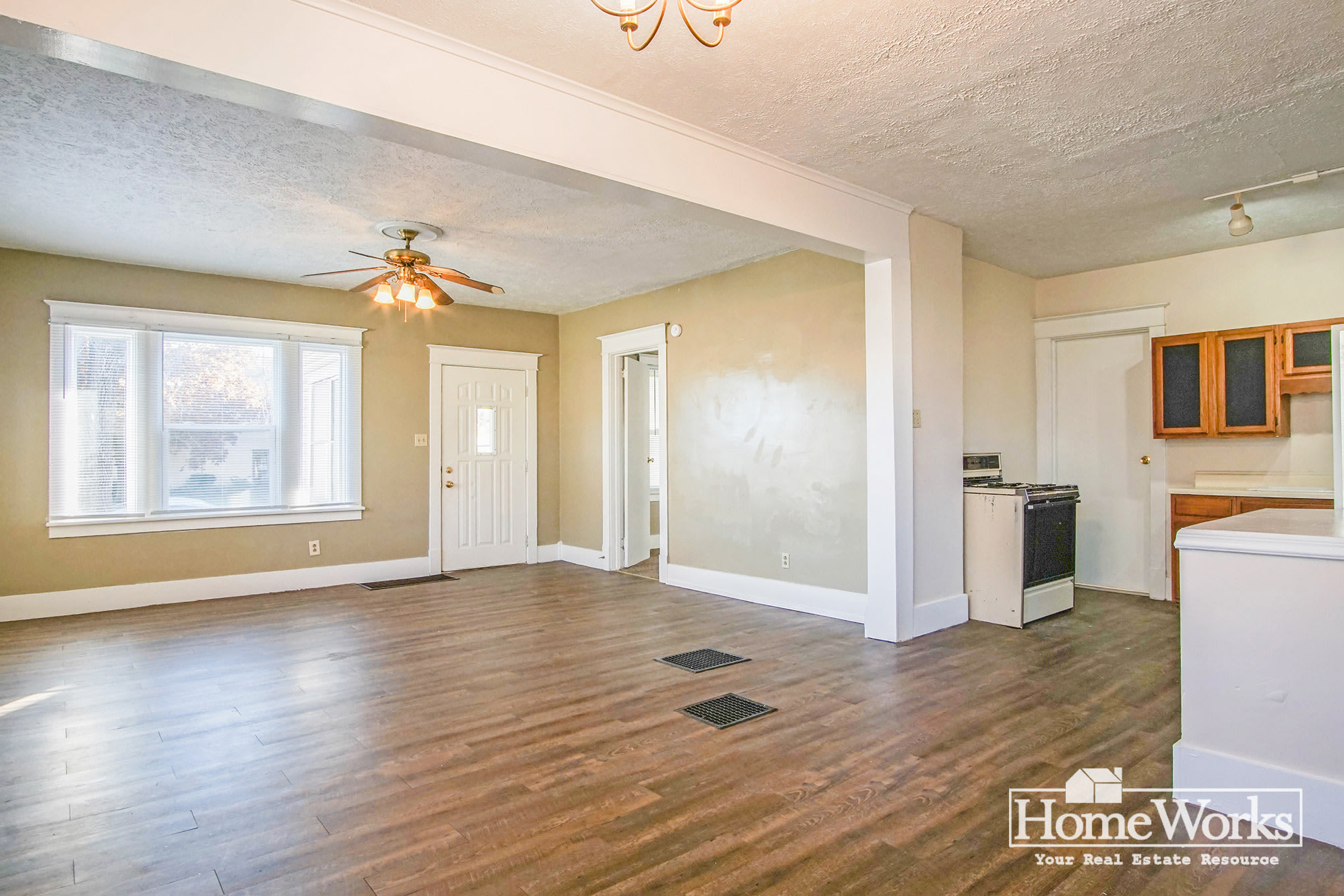 923 S 30th St – photo 4