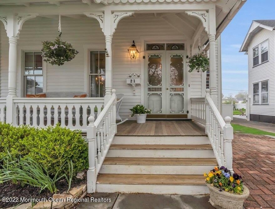 21 Pearce Avenue – photo 3