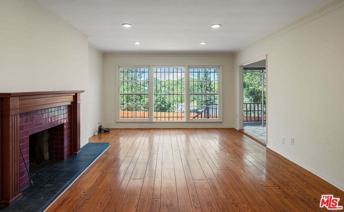 9149 Hillsboro Dr – photo 4