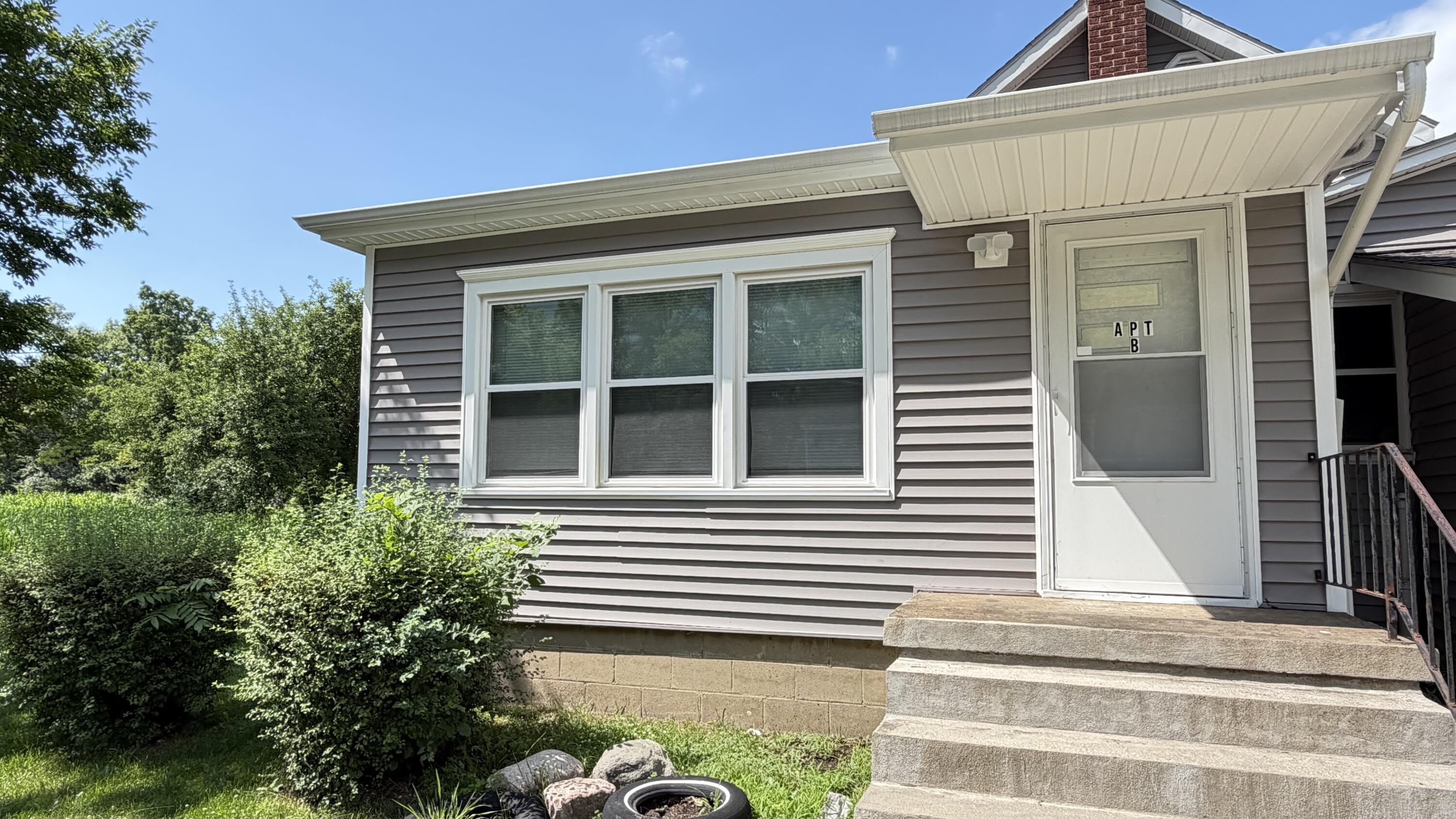 9757 W M-50 – photo 4