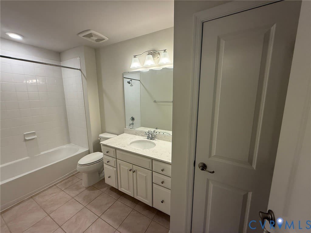 7983 Wistar Woods Ct – photo 4