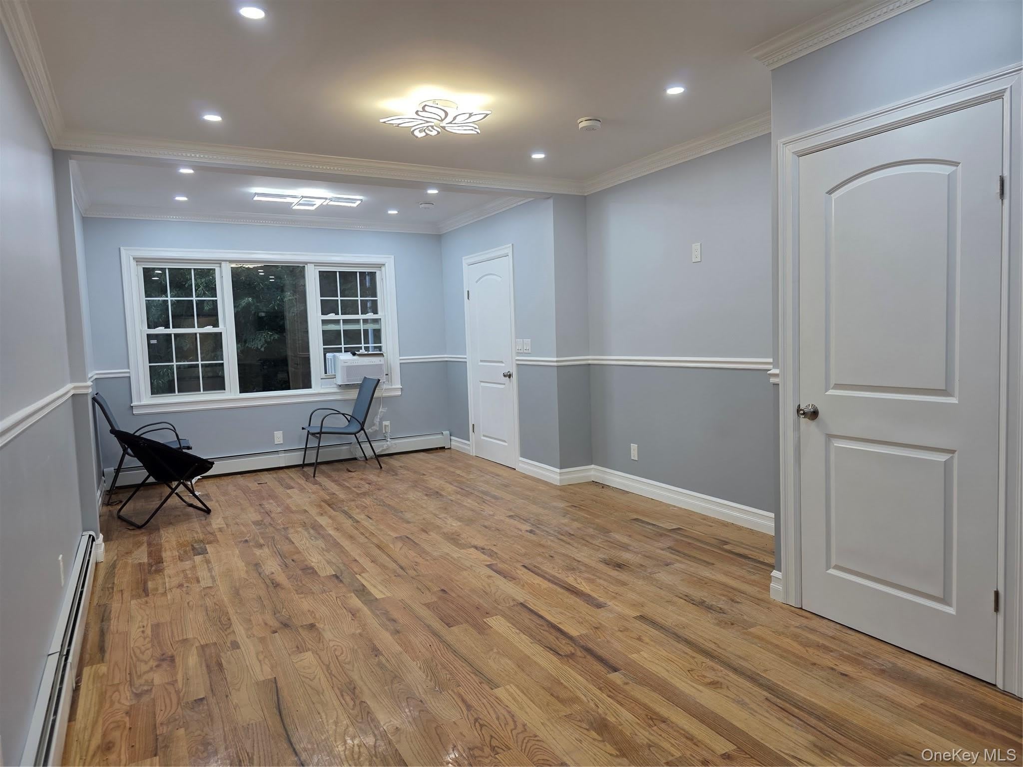 91-12 Park Lane S – photo 1