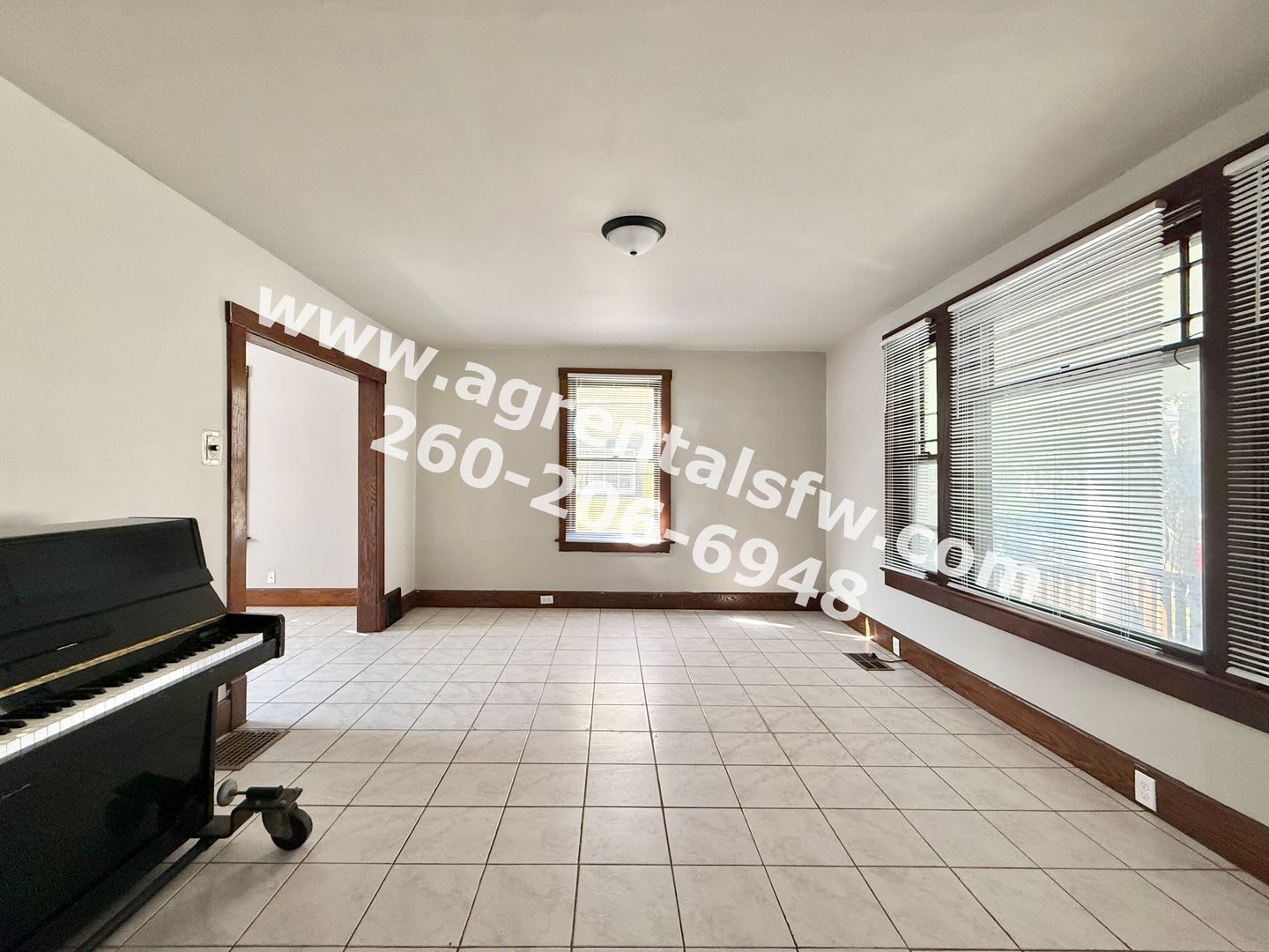 3 Bedroom House – photo 2
