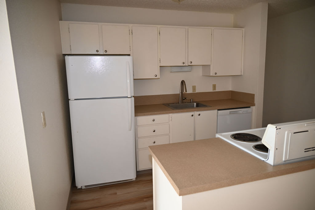 2301 Se Courtney Ave 9 – photo 3