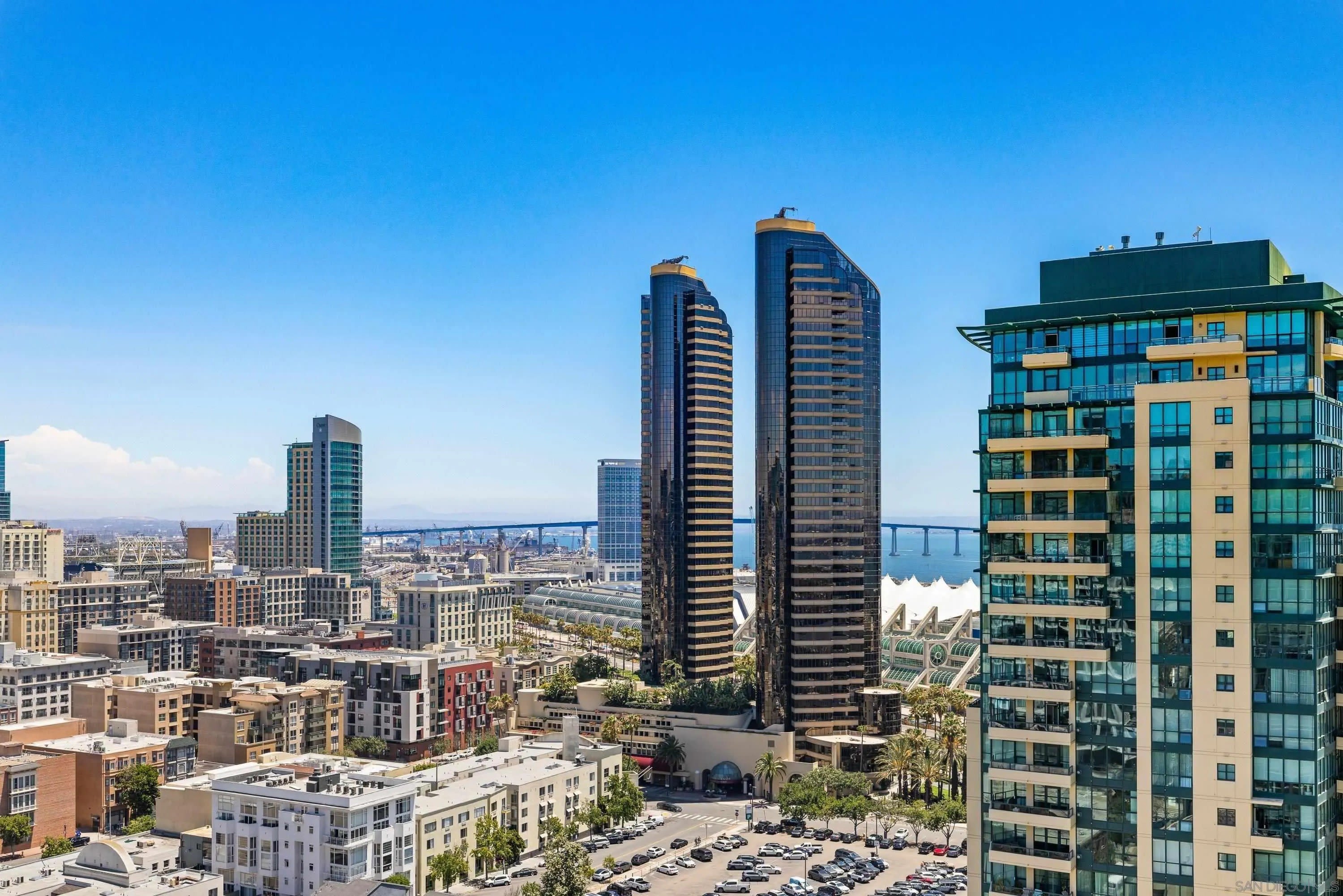 645 Front St – photo 4