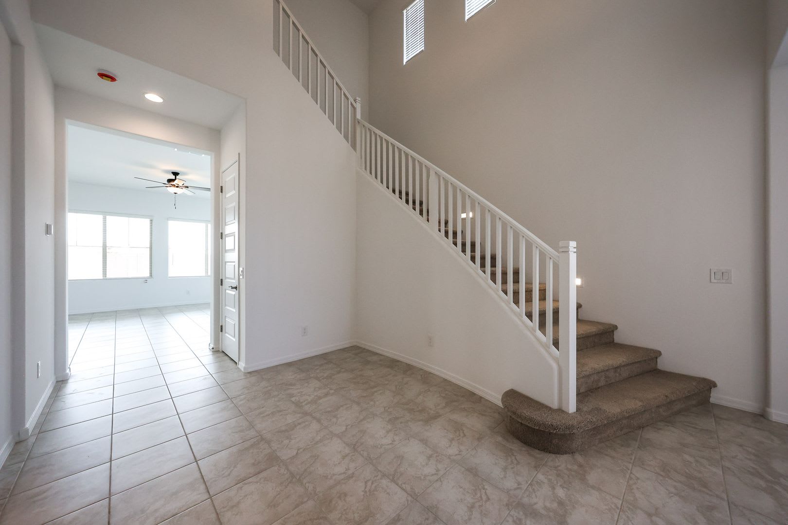 3 Bedroom + Den and Loft in Aloravita Community – photo 5
