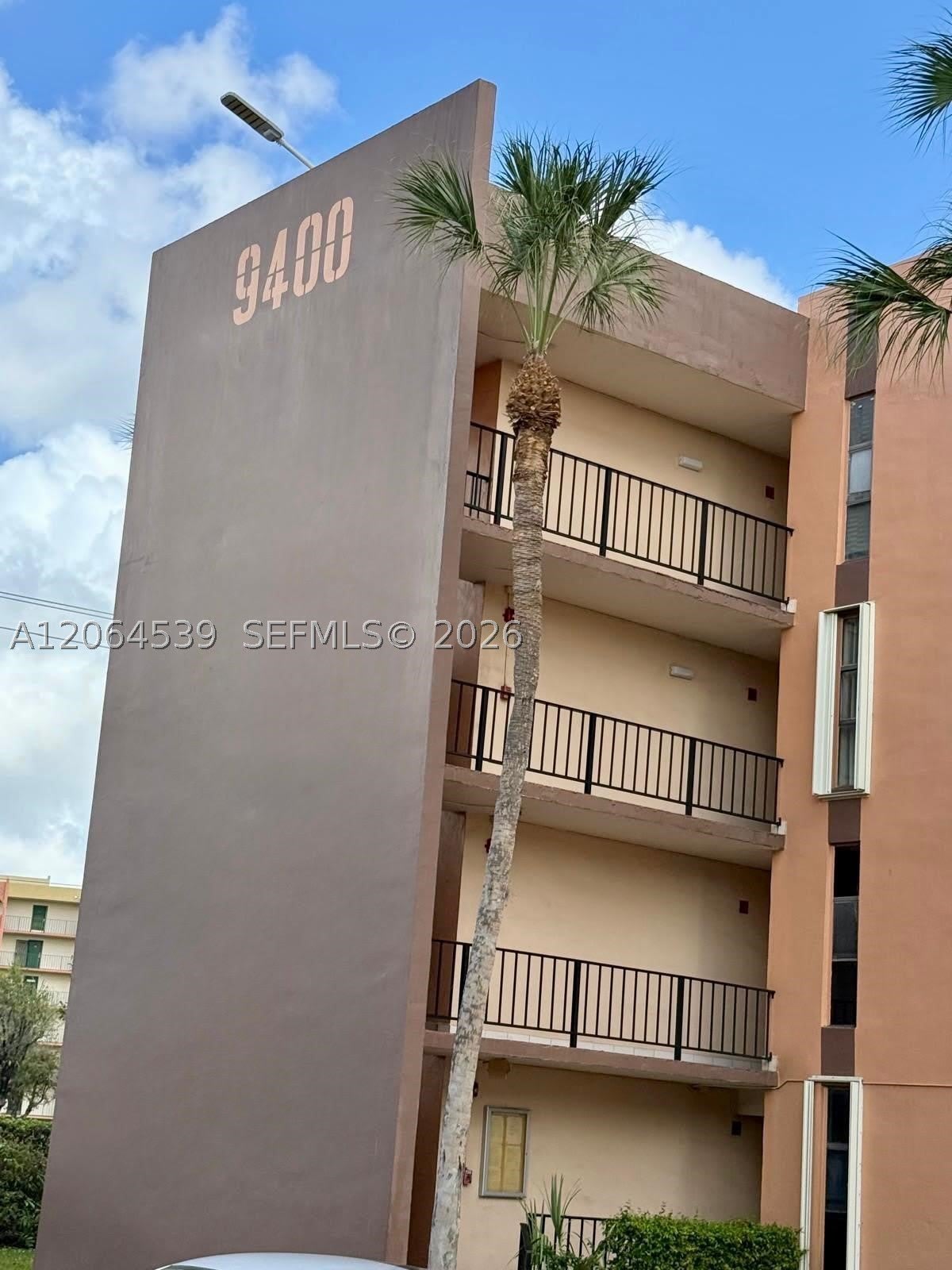 9400 W Flagler St – photo 1