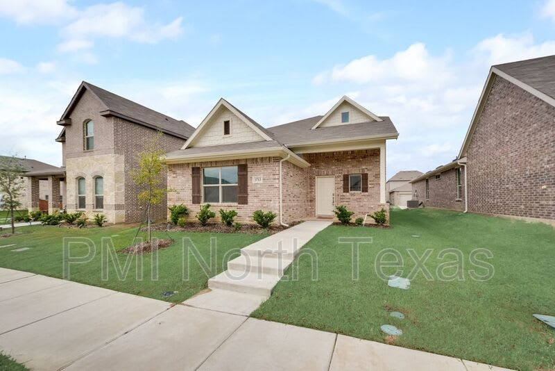 1713 Wayne Lane – photo 3