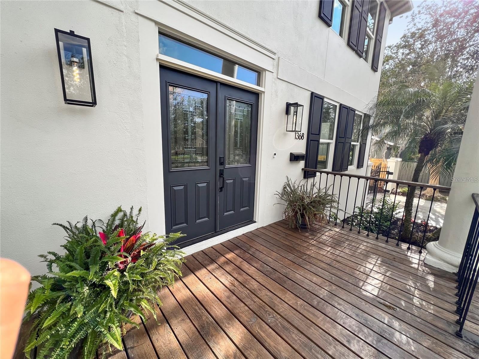 1368 HIBISCUS Avenue – photo 4