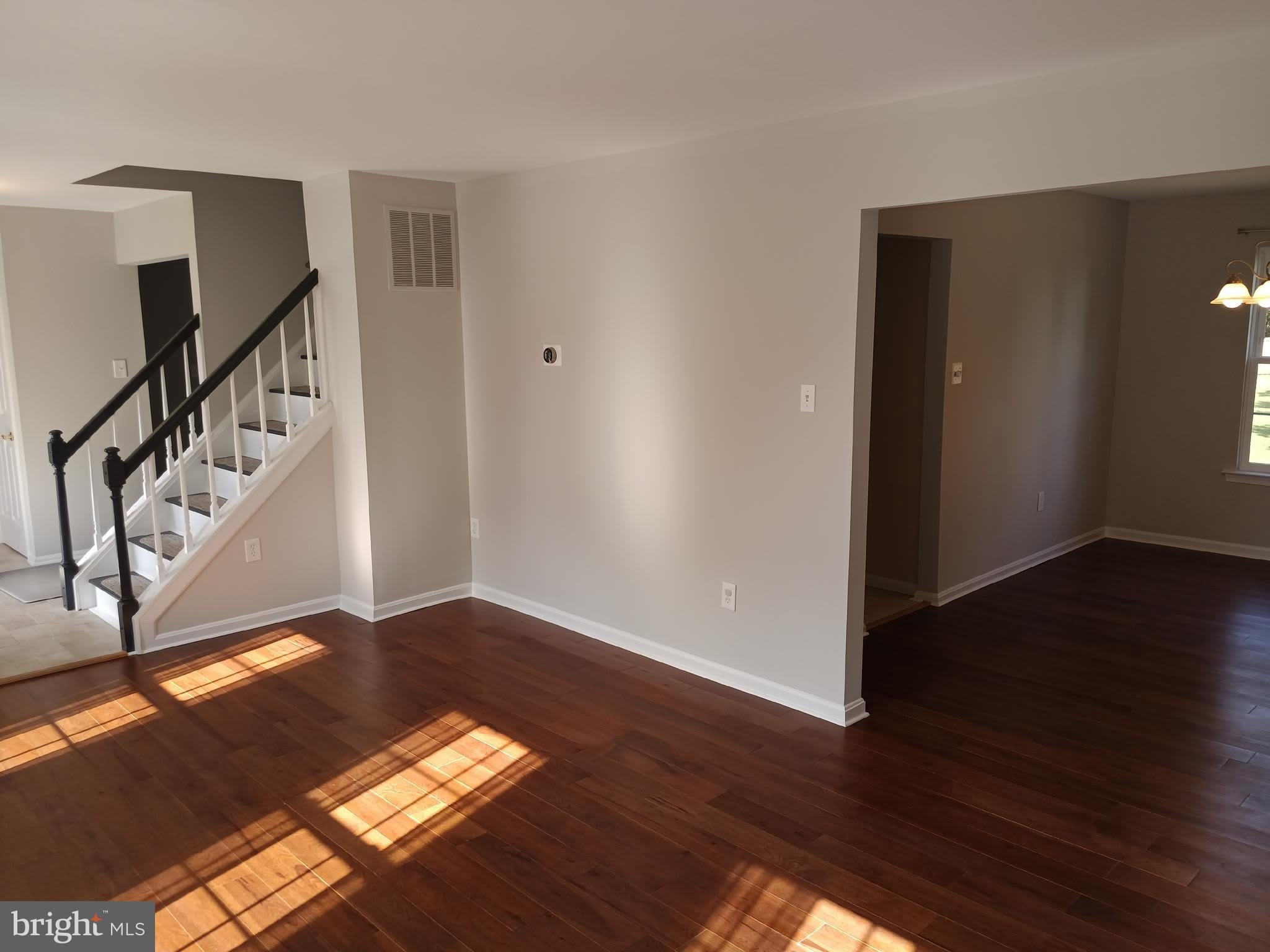 345 SILVER RIDGE Drive – photo 3