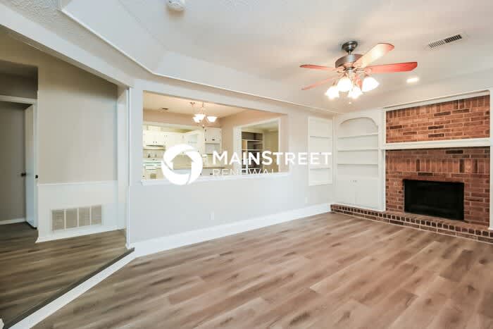 2220 Northeast 10th Street – photo 4