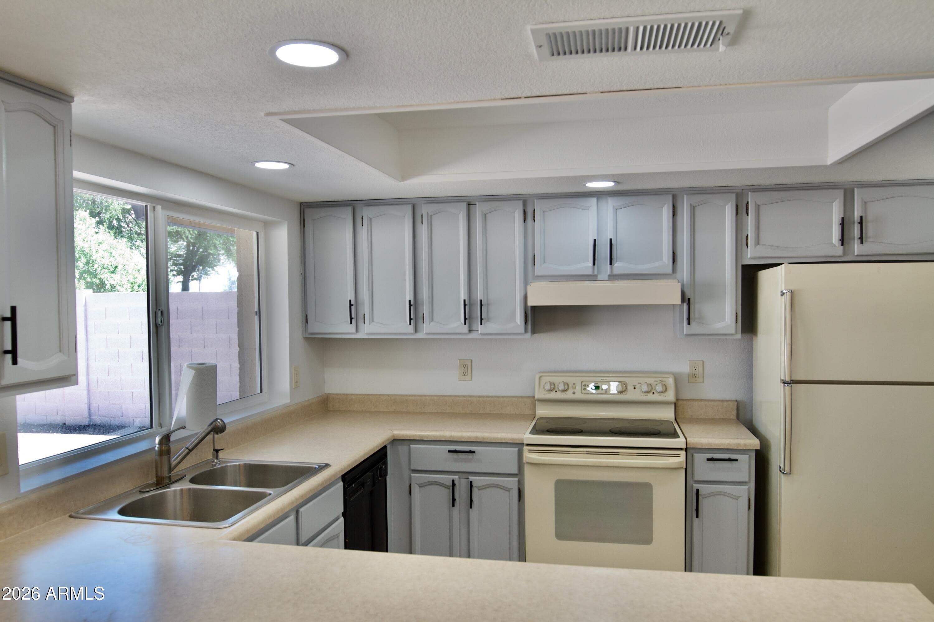16801 N 45Th Place – photo 3