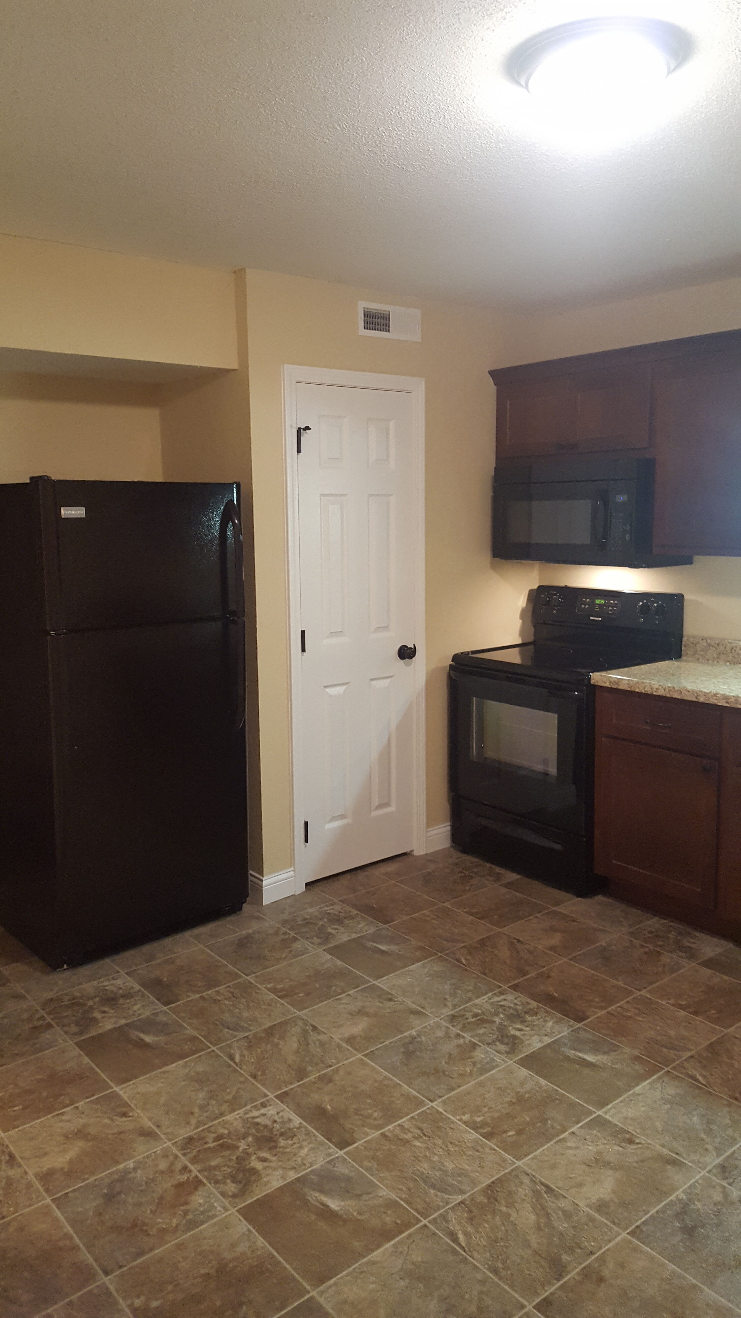 200 Fulton Street – photo 3