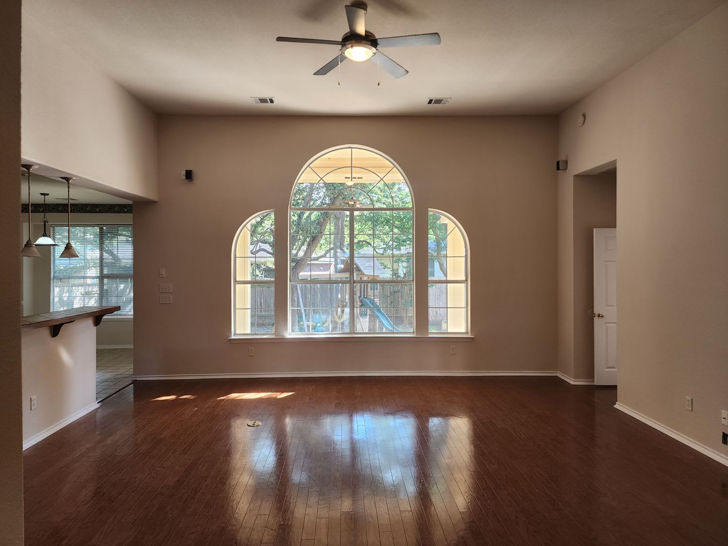 Spacious Updated Single Story Home In Avery Ranch Pond Park Views – photo 3