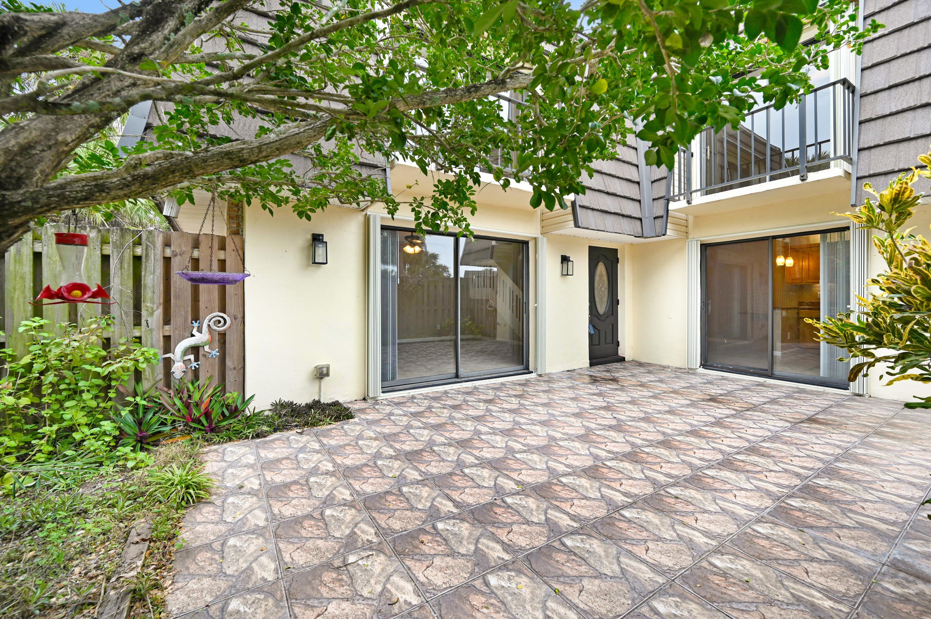 2111 Vista Oaks Circle NE – photo 3