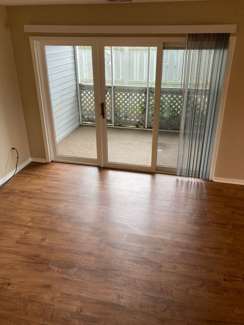3 bedroom, 2.5 bath Condo: Gentry Quarters Complex – photo 3