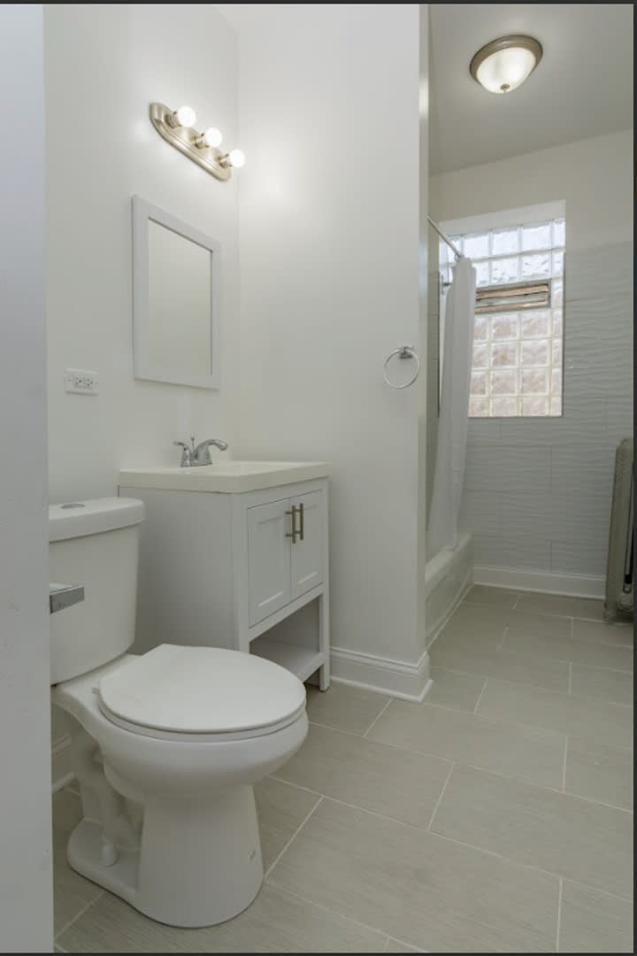 6905 South Prairie Ave. – photo 2