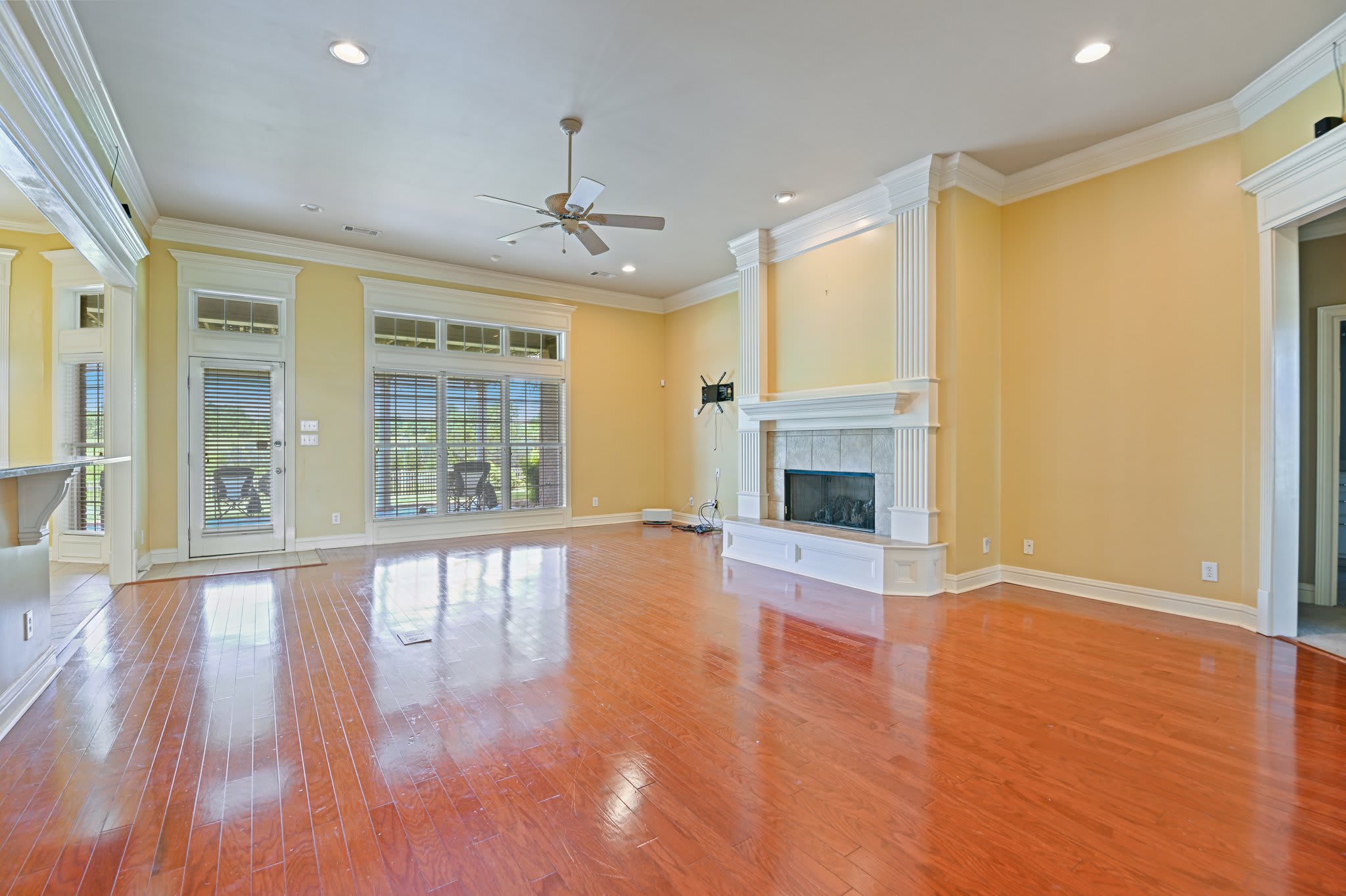 8318 Chadburn WayMontgomery – photo 4
