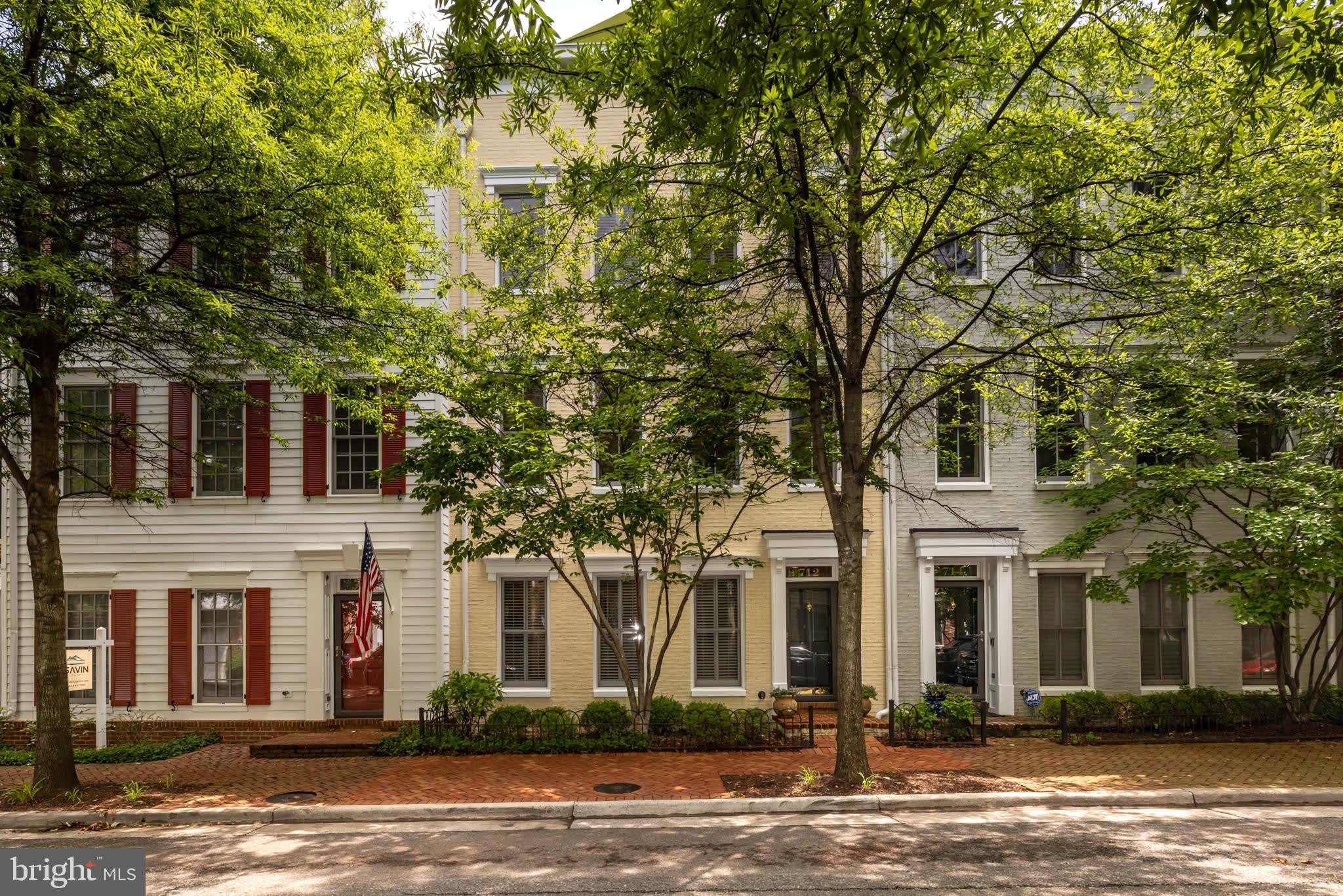 712 BRACEY Lane – photo 2