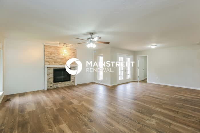 10709 Dorothy Drive – photo 2