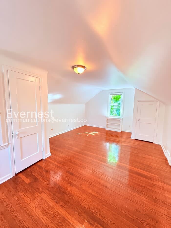 10620 McKinney Street – photo 5