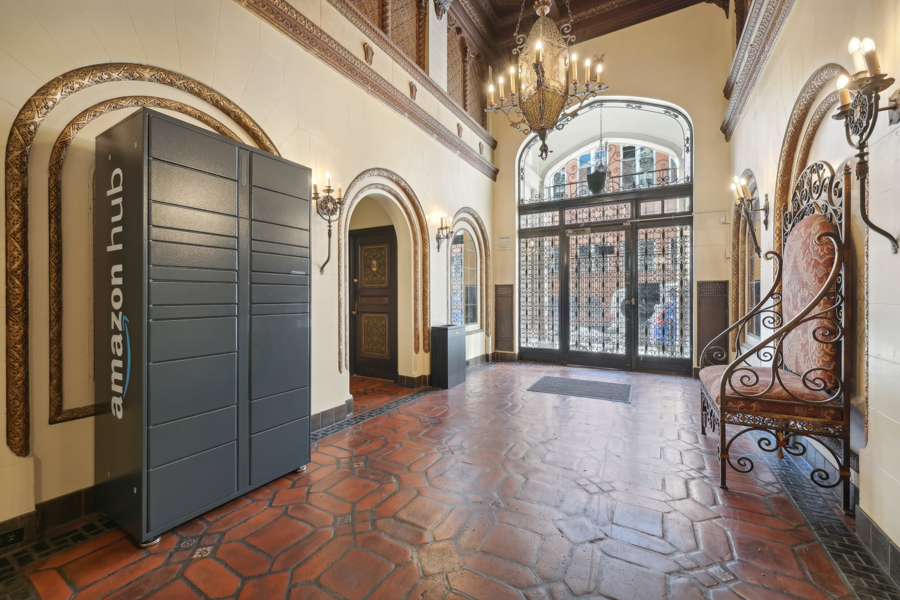 950 Franklin Street – photo 2