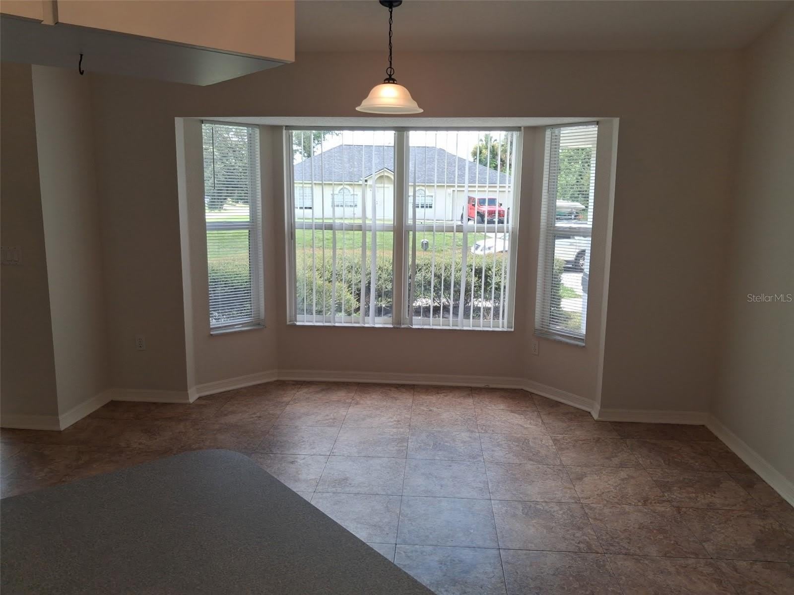 2420 DUMONT Lane – photo 3