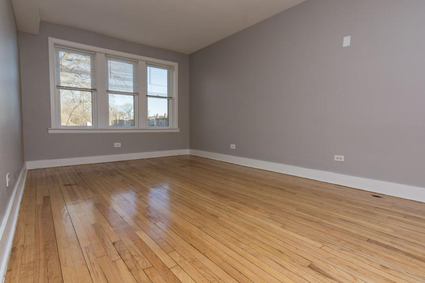 1119 East 81st St – photo 1