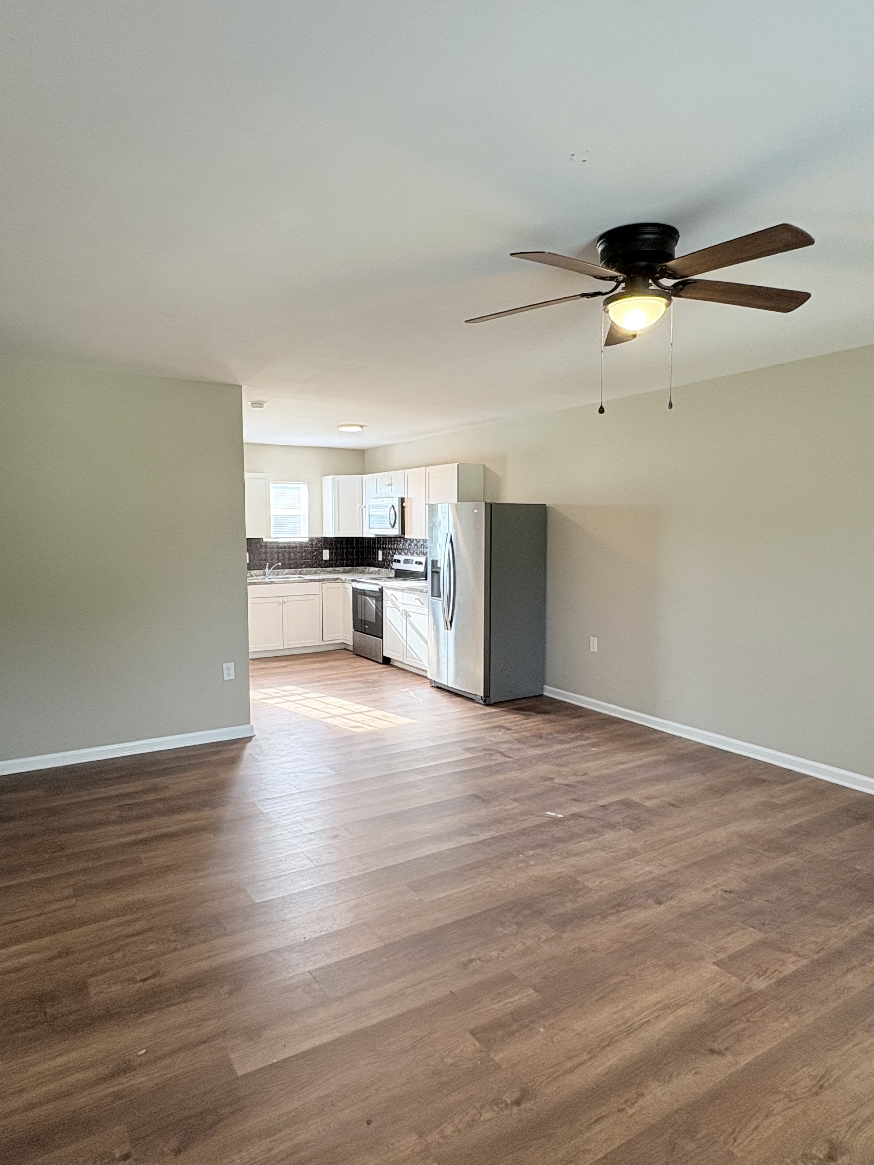 520 Bryant St – photo 4