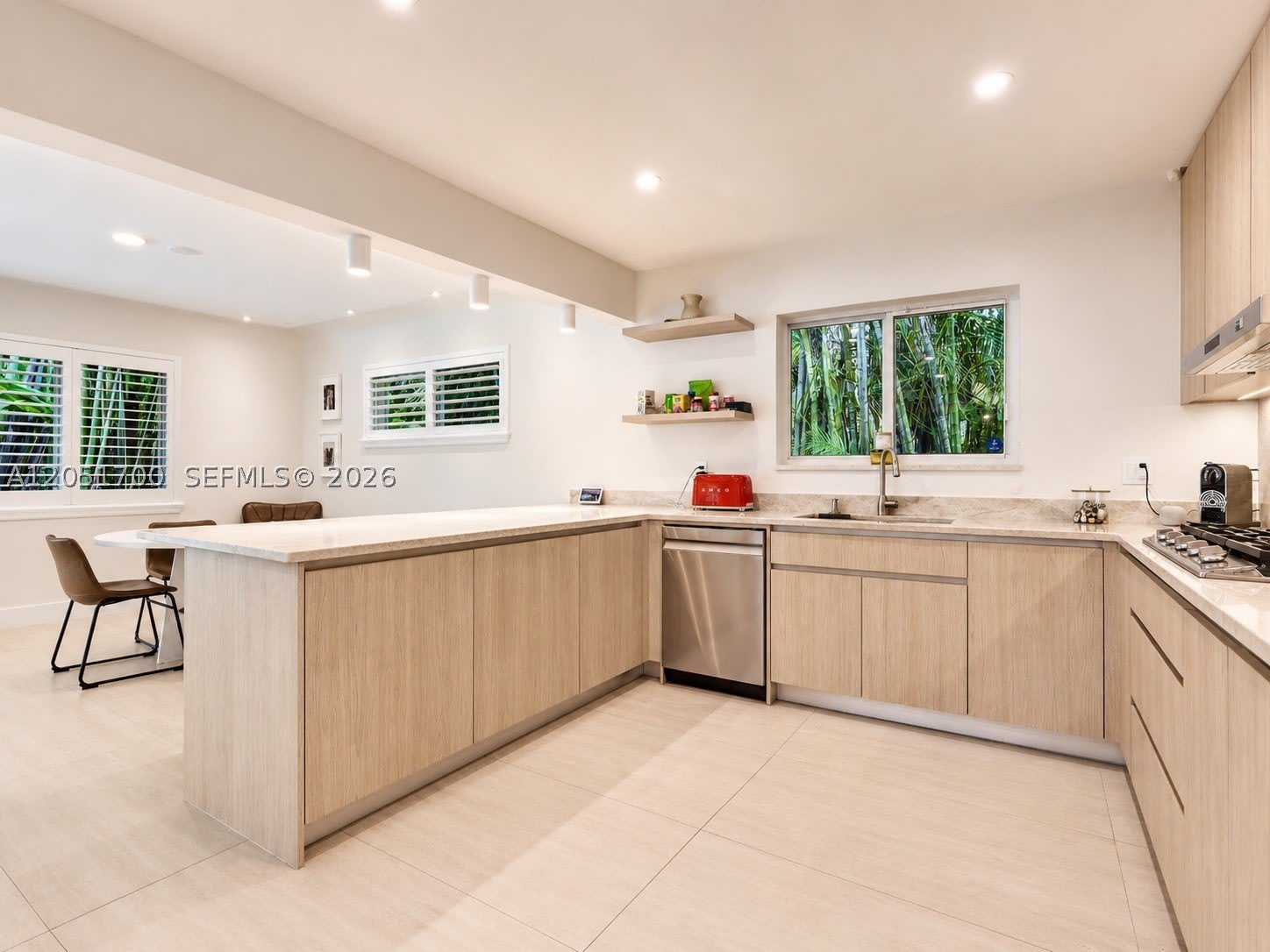 600 Ne 52Nd Ter – photo 4