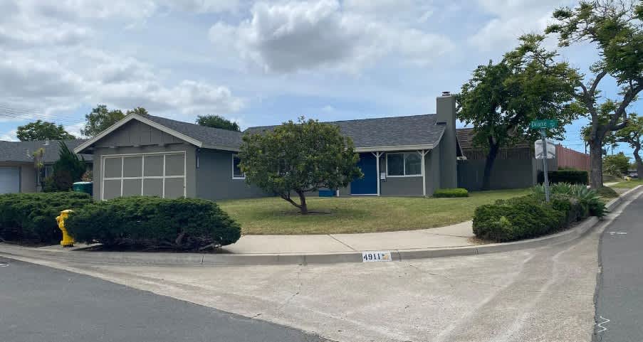 4911 Diane Pl – photo 2