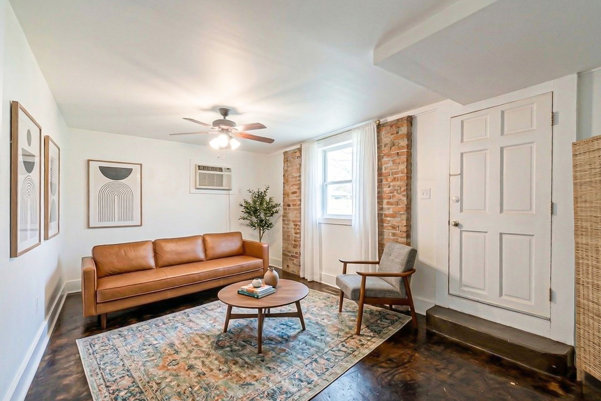 211 1/2 Audubon St – photo 1
