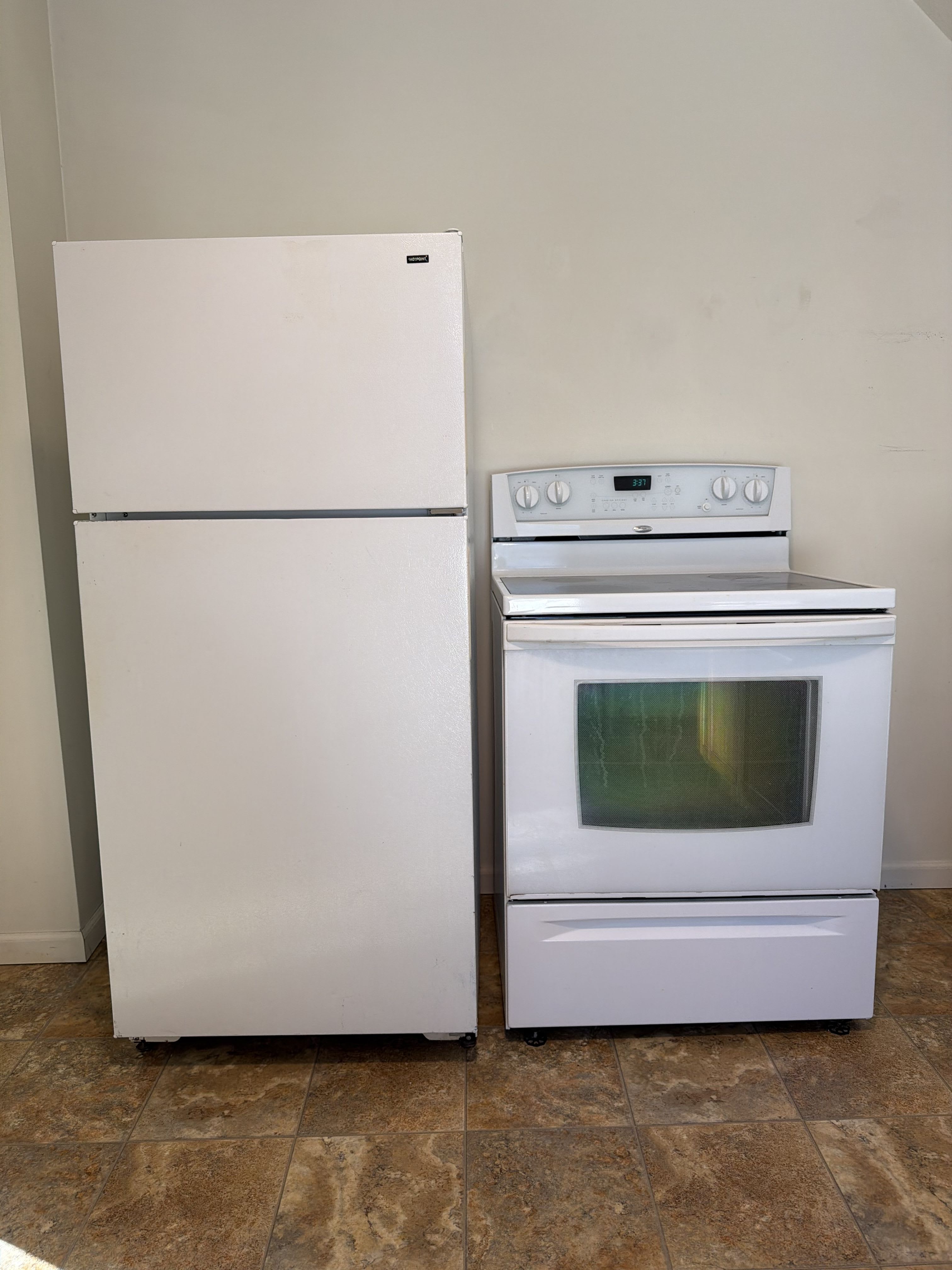 376 Alger St – photo 5