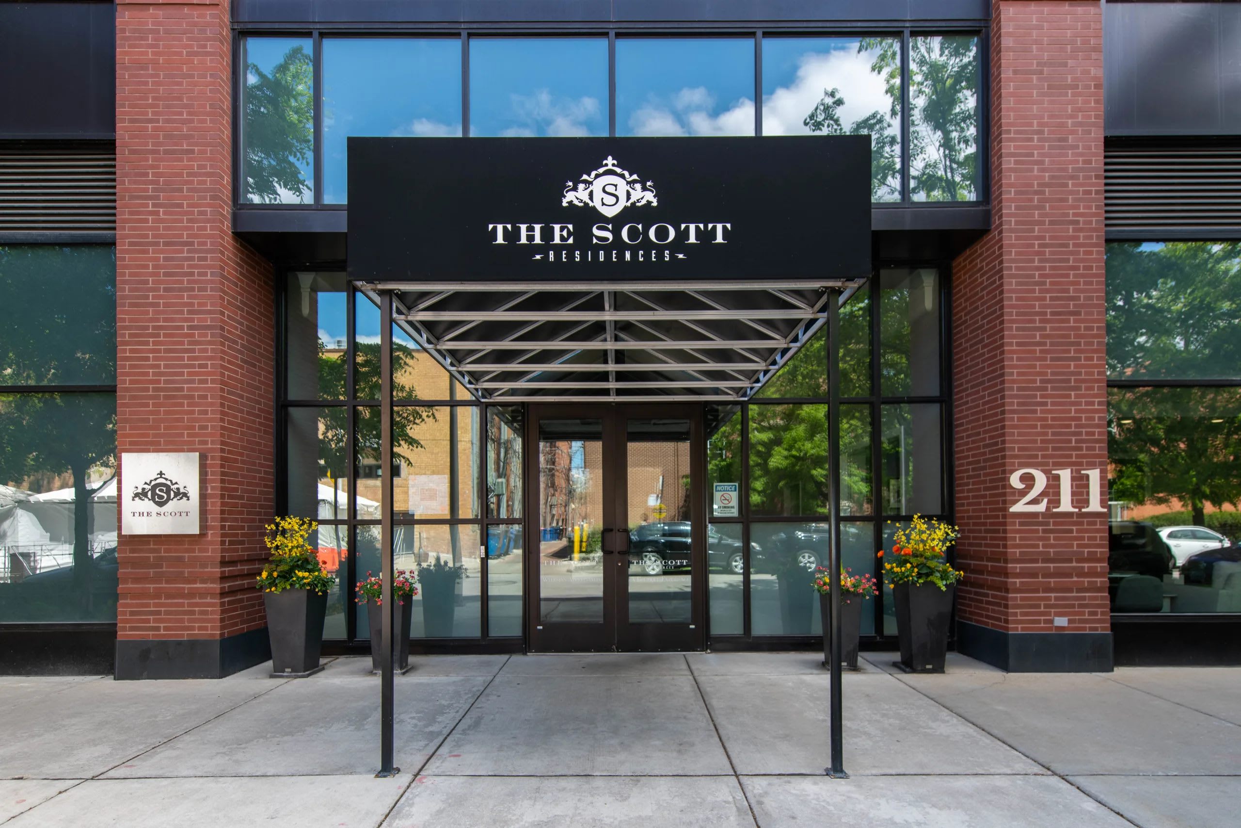 The Scott – photo 2