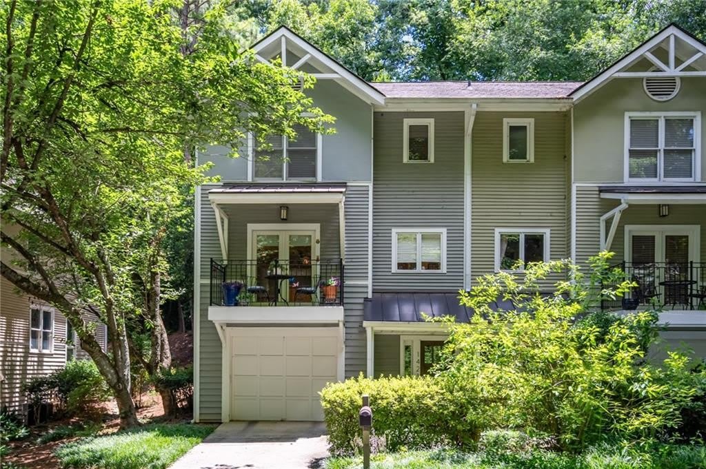 1421 Hillpine Lane NE – photo 1