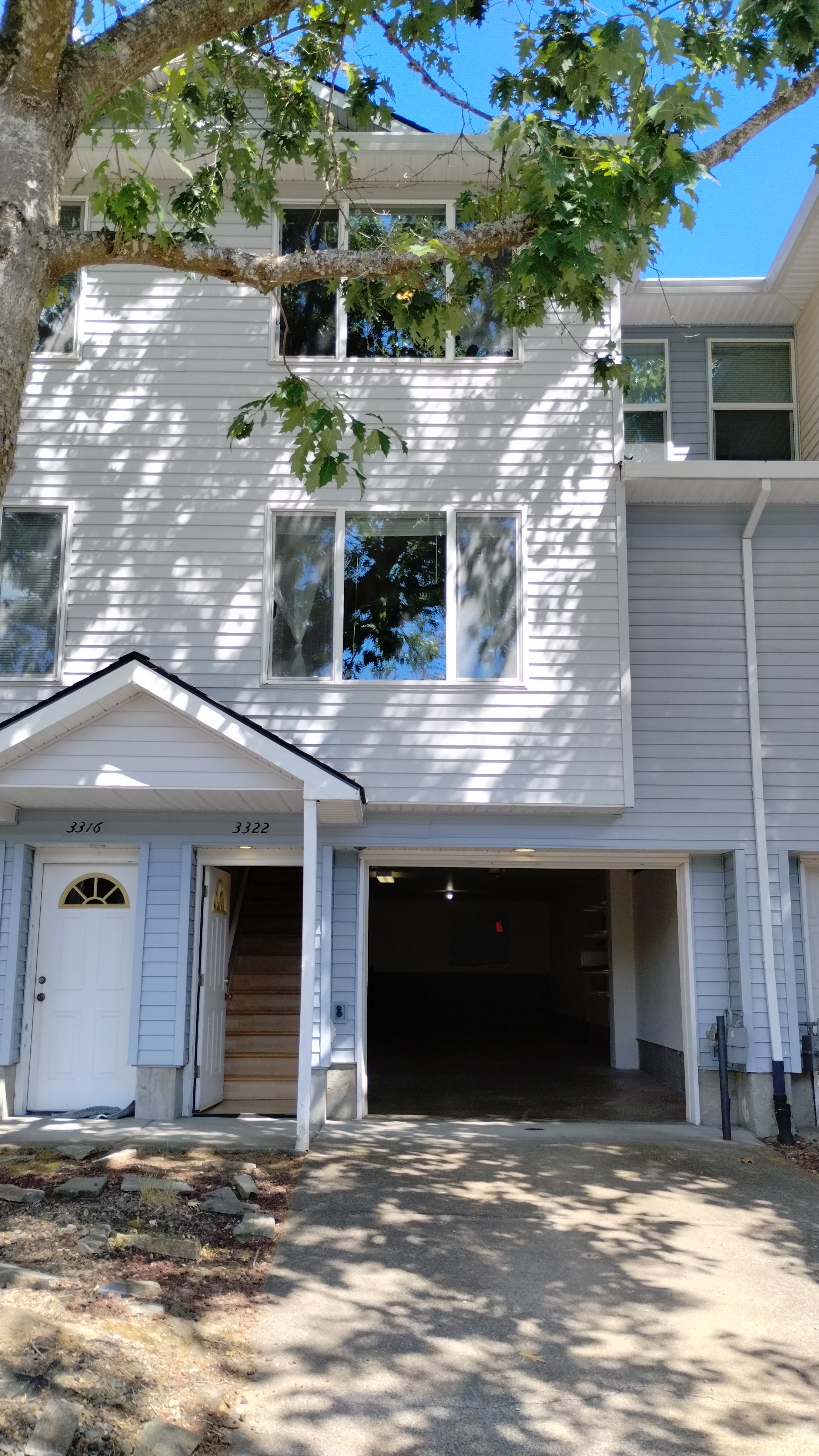 3322 Southwest Delaney Place – photo 1