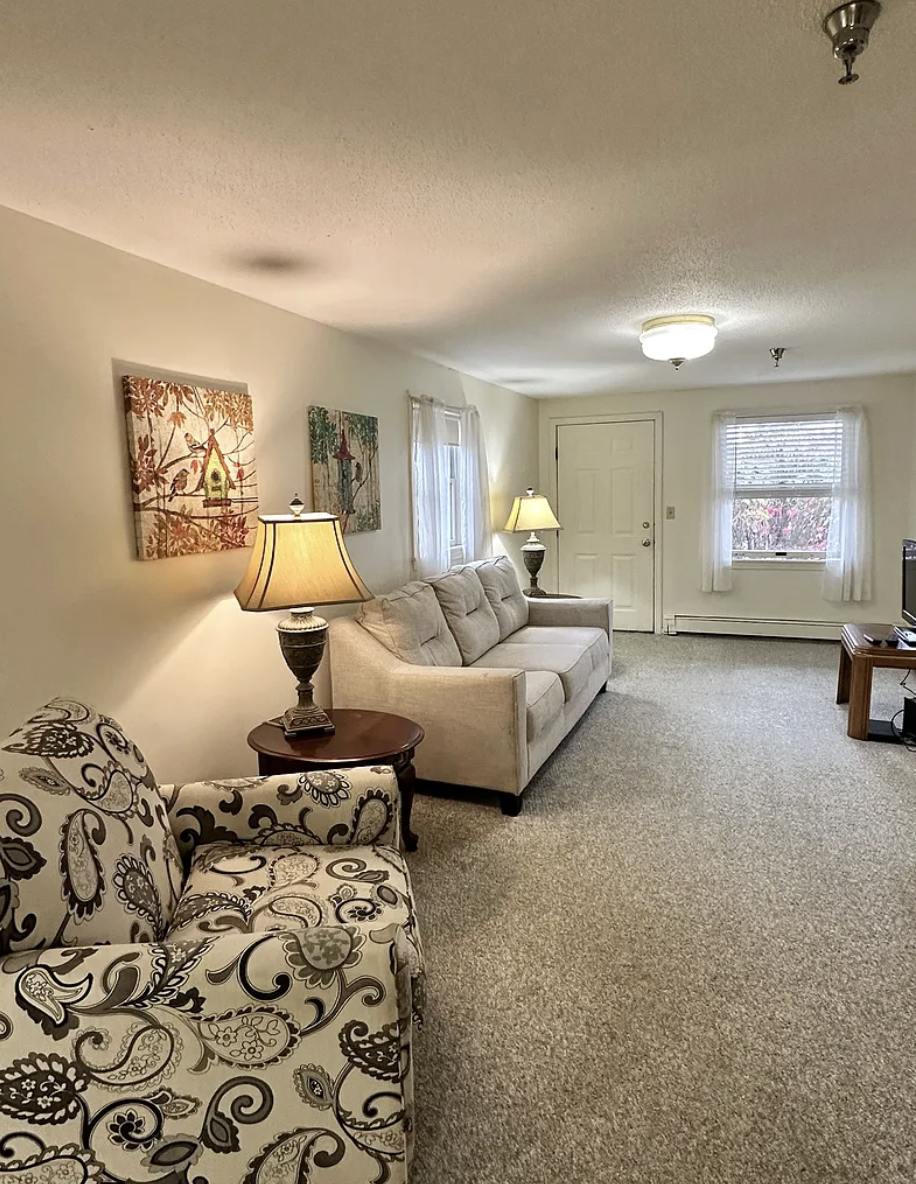 844 State St – photo 4